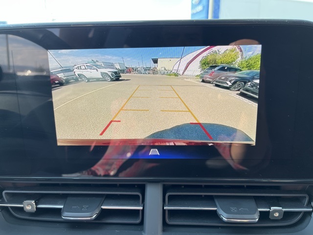 2024 Chevrolet Trax LT photo 13