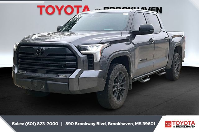 2024 Toyota Tundra SR5's photo