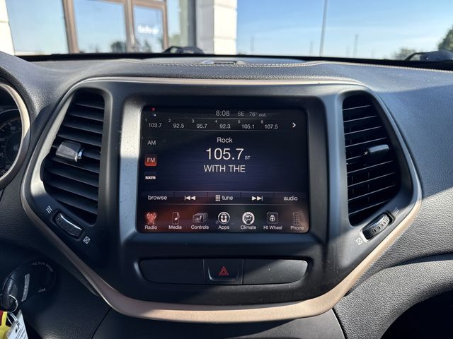 2016 Jeep Cherokee Latitude photo 15