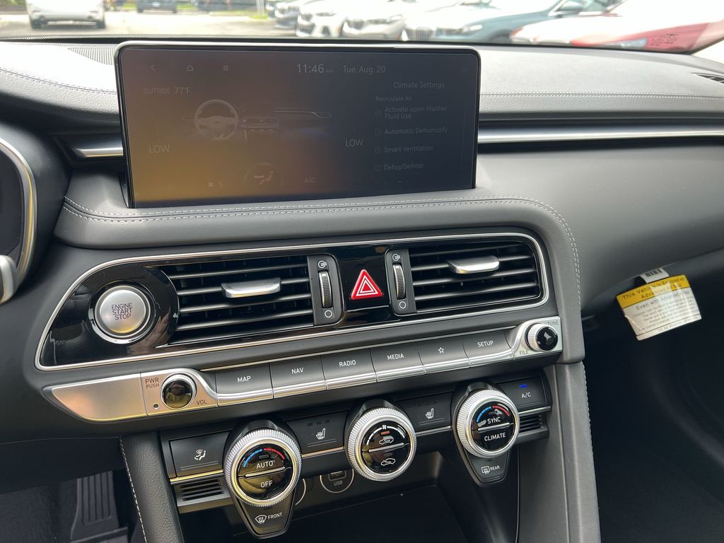 2023 Genesis G70 3.3T photo 21