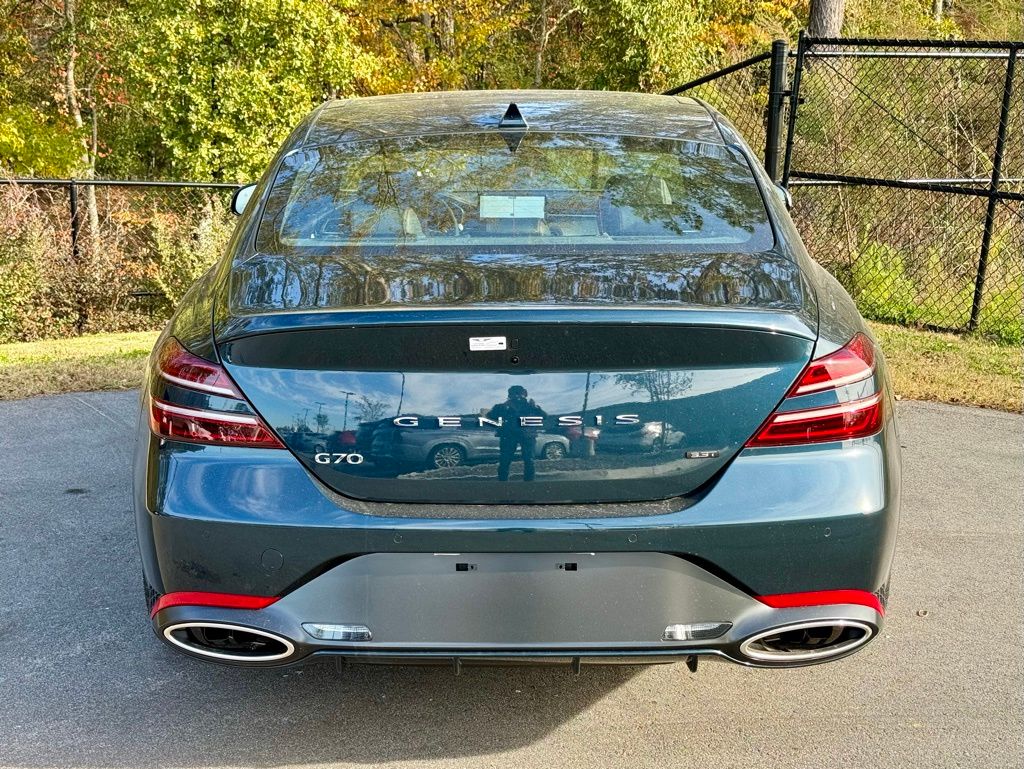 2025 Genesis G70 3.3T Sport Advanced photo 12