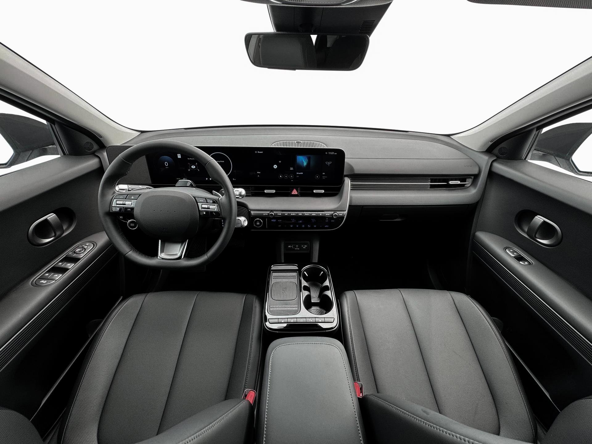 2025 Hyundai Ioniq 5 SEL photo 13