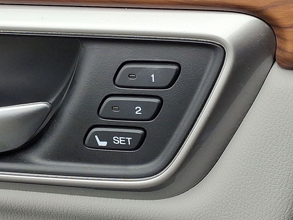 2020 Honda CR-V EX-L photo 28