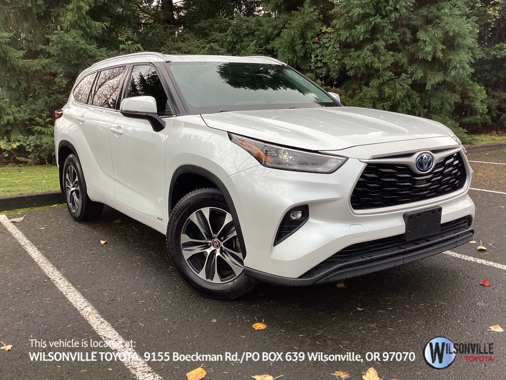2022 Toyota Highlander XLE's photo