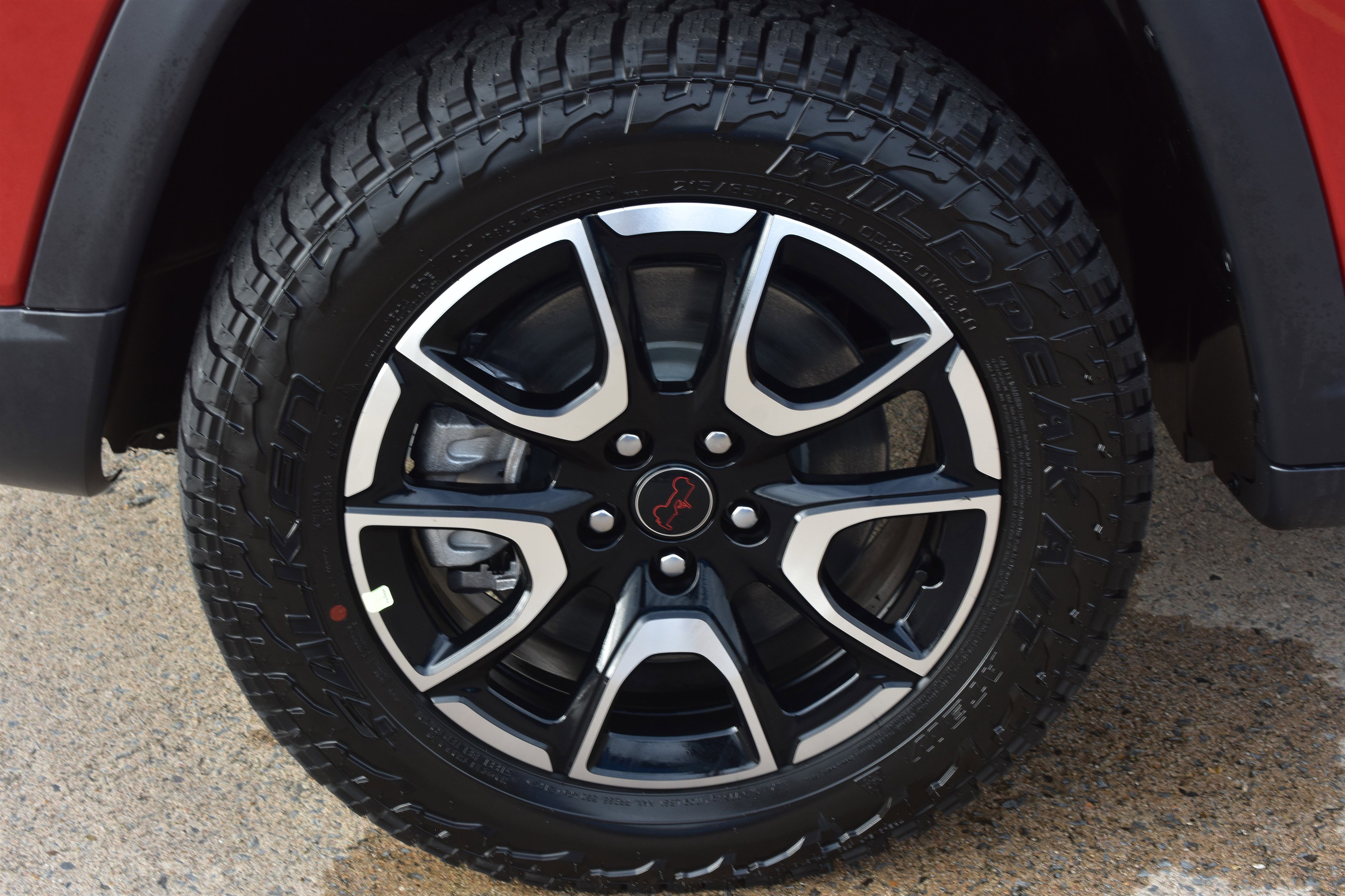 2026 Jeep Compass Trailhawk photo 2