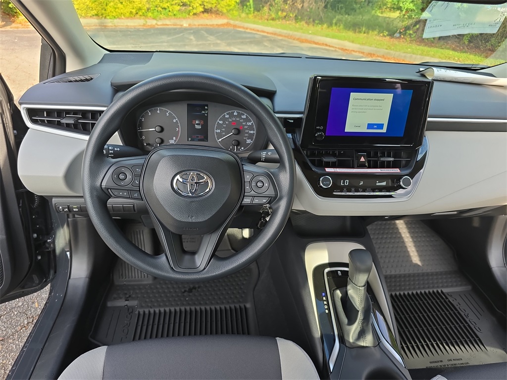 2025 Toyota Corolla LE photo 14