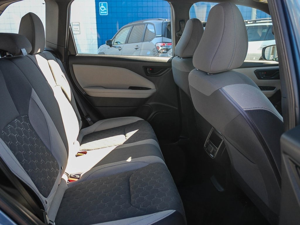 2025 Subaru Forester Base photo 15