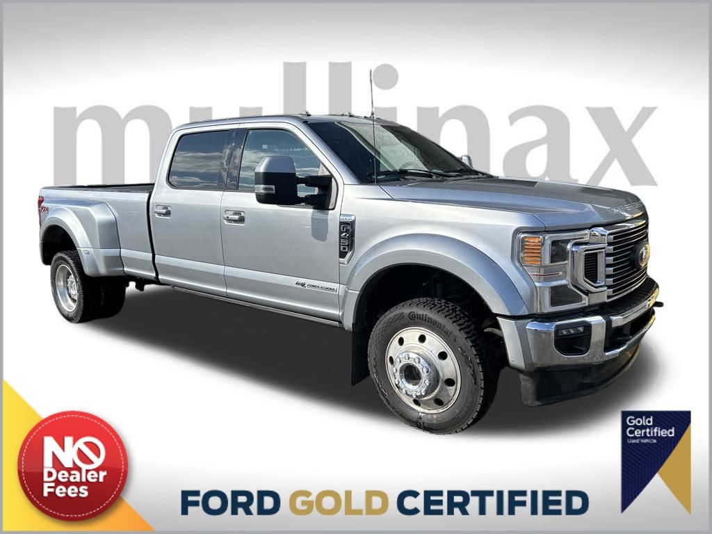 2022 Ford F-450 Super Duty Lariat's photo