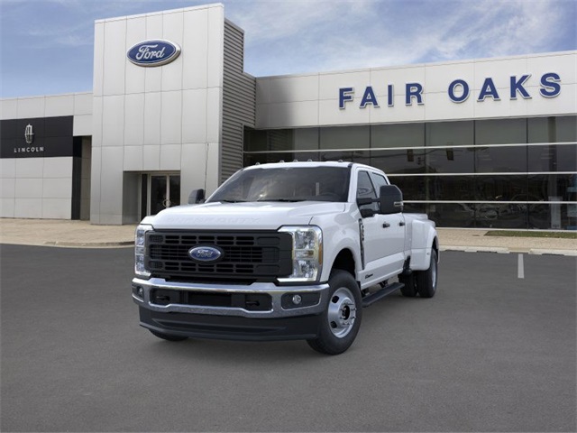 2025 Ford F-350 XL photo 2