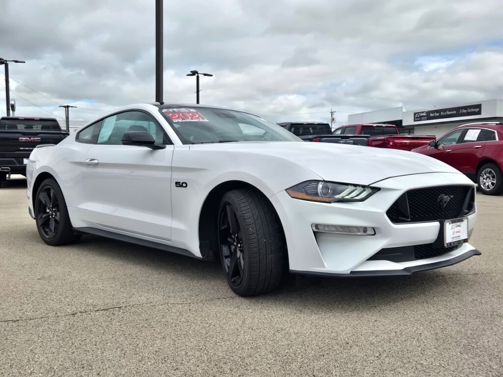 2021 Ford Mustang GT Premium photo 3