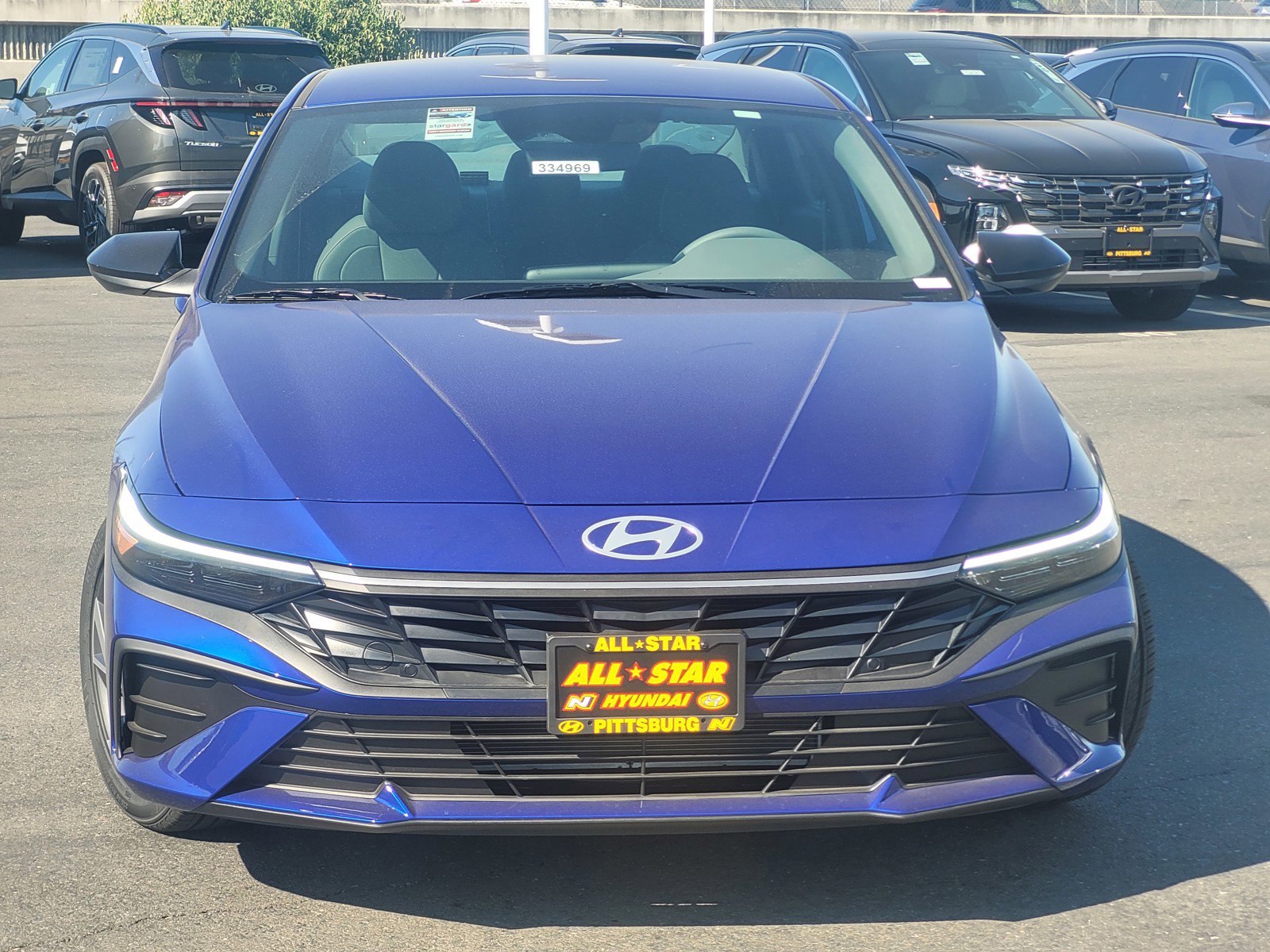 2025 Hyundai Elantra SEL Sport photo 2