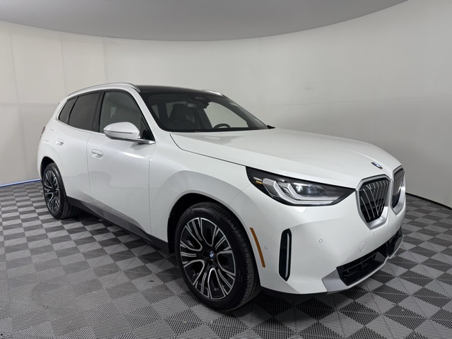 2025 BMW X3 30's photo