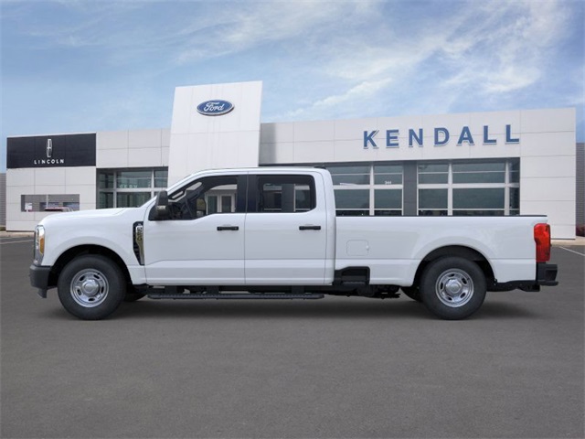 2023 Ford F-250 photo 3