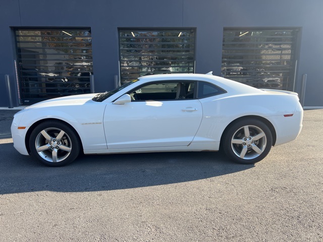 2012 Chevrolet Camaro 1LT photo 2