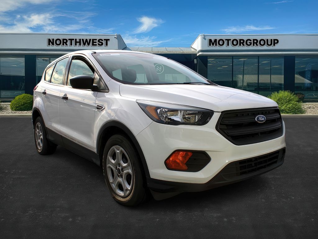 2019 Ford Escape S's photo