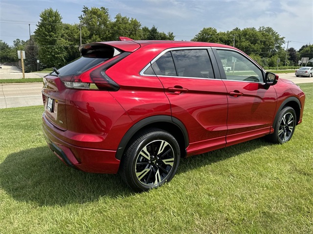 2024 Mitsubishi Eclipse Cross SEL photo 5