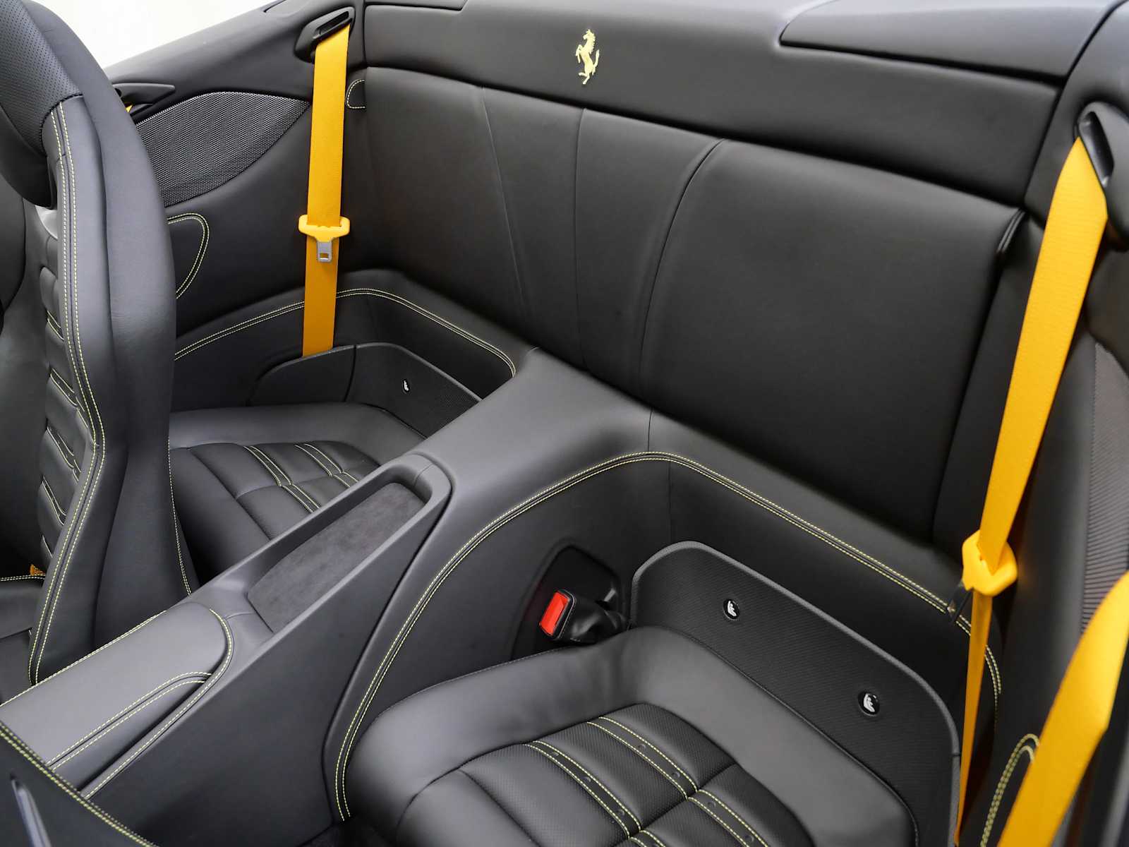 2023 Ferrari Portofino M photo 18