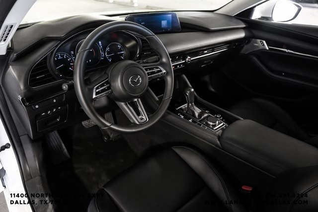 2019 Mazda Mazda3 Preferred photo 2