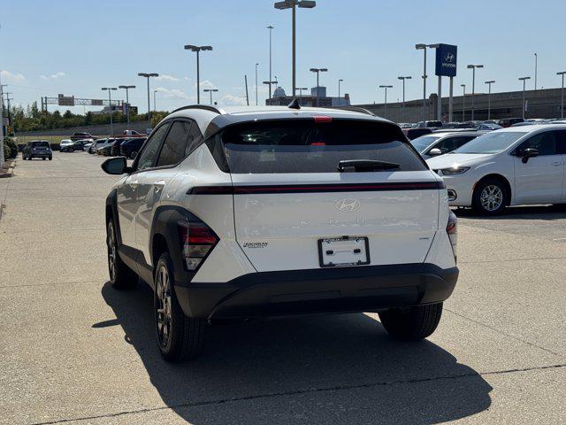 2026 Hyundai Kona SEL photo 7