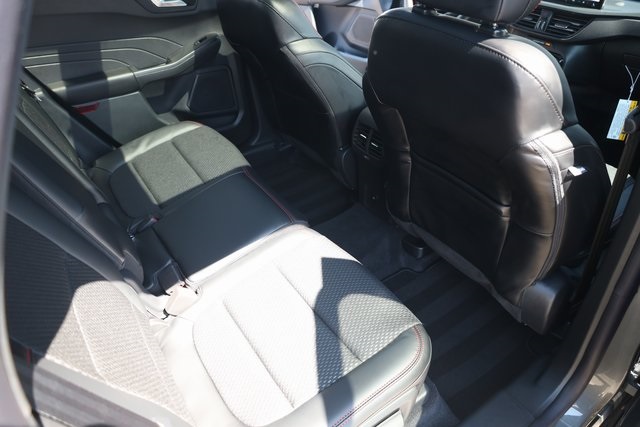 2025 Ford Escape ST-Line Select photo 26
