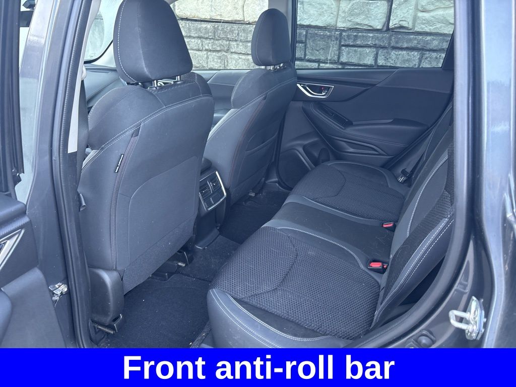 2022 Subaru Forester Premium photo 25