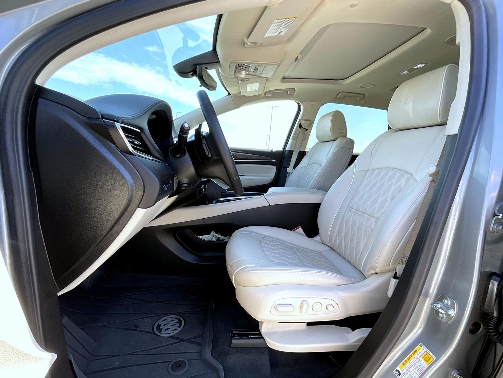 2024 Buick Enclave Avenir photo 11