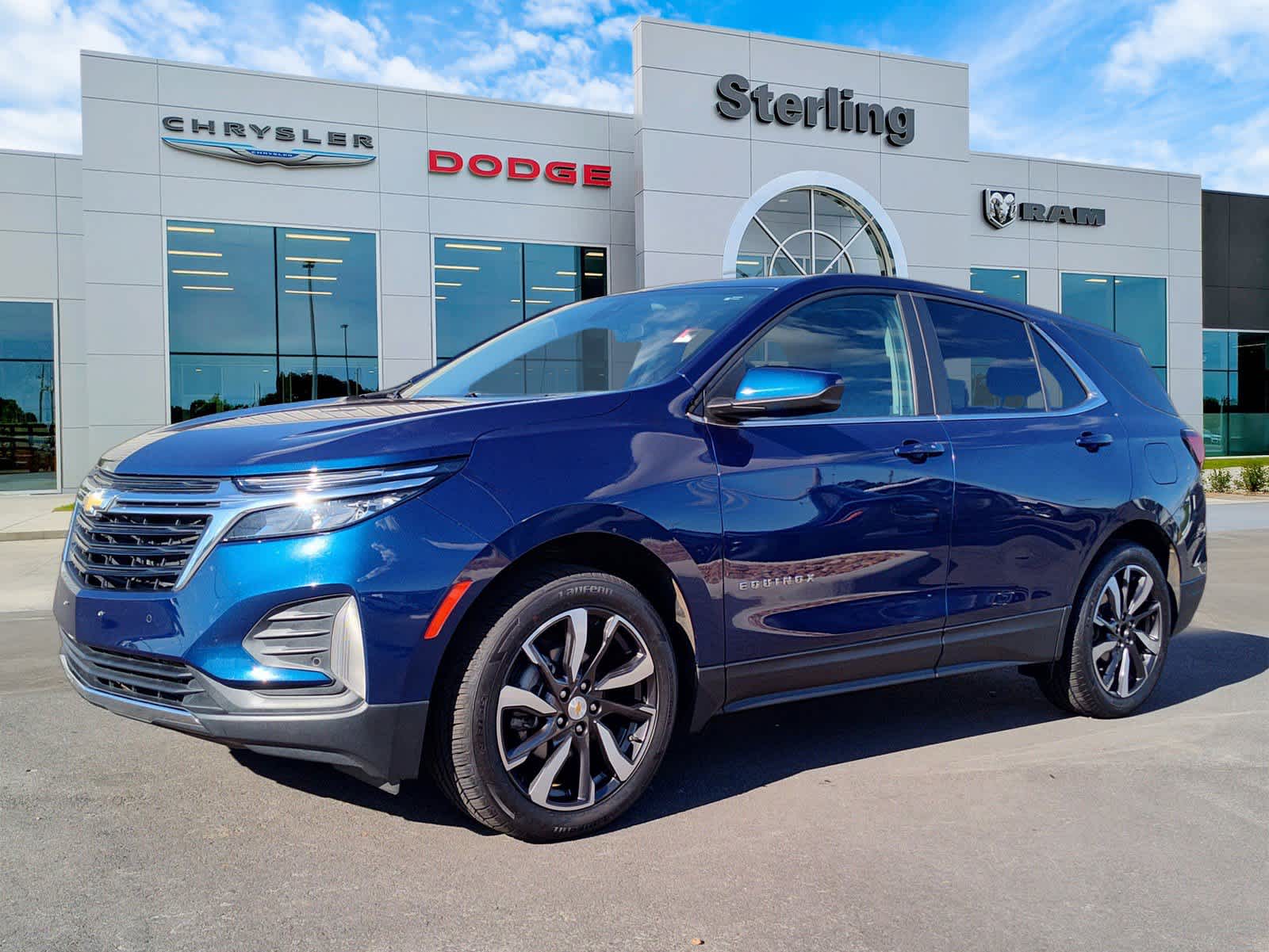 2022 Chevrolet Equinox LT's photo