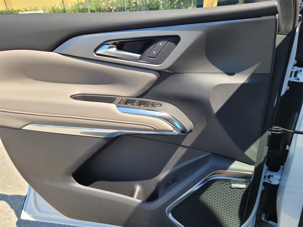 2026 Chevrolet Traverse photo 22