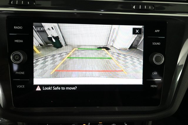 2022 Volkswagen Tiguan SE R-Line Black photo 2