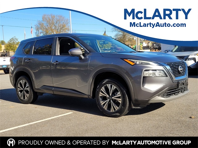 2023 Nissan Rogue SV's photo