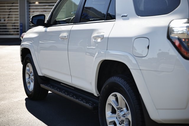 2024 Toyota 4Runner SR5 Premium photo 4