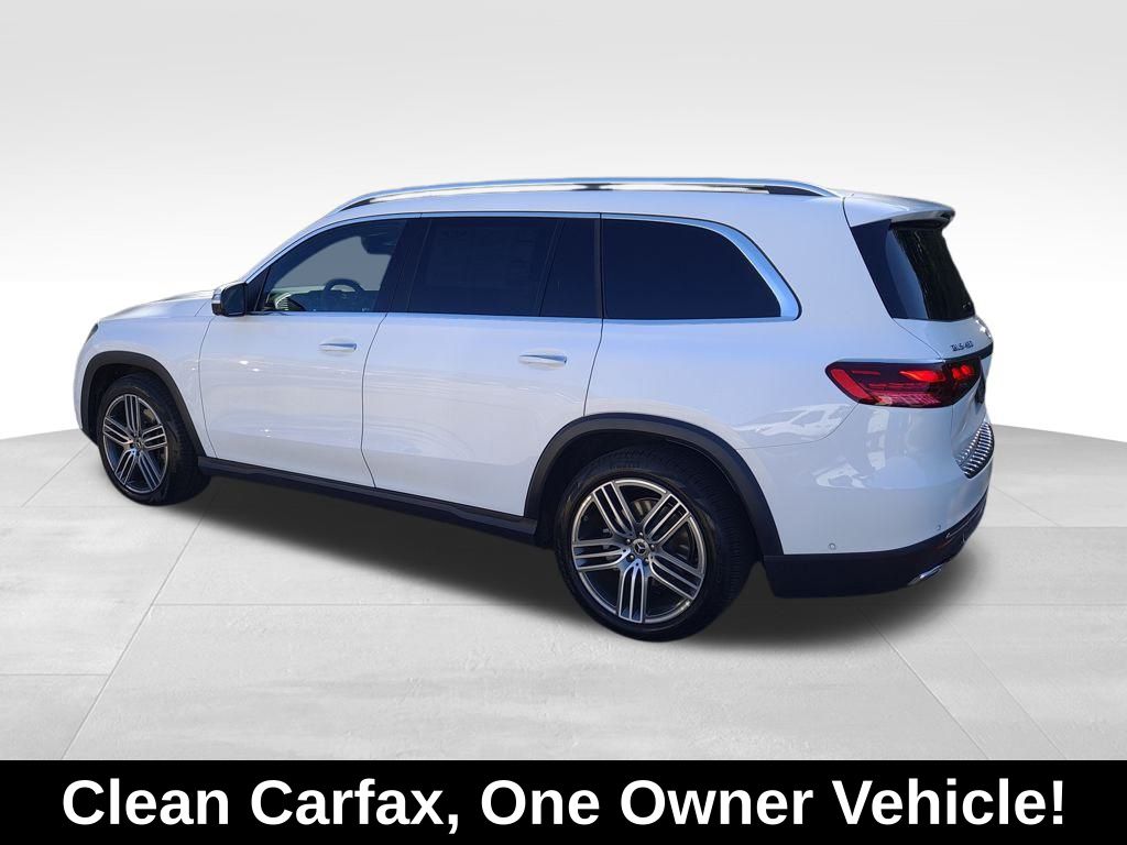 2025 Mercedes Benz GLS 450 4MATIC photo 3