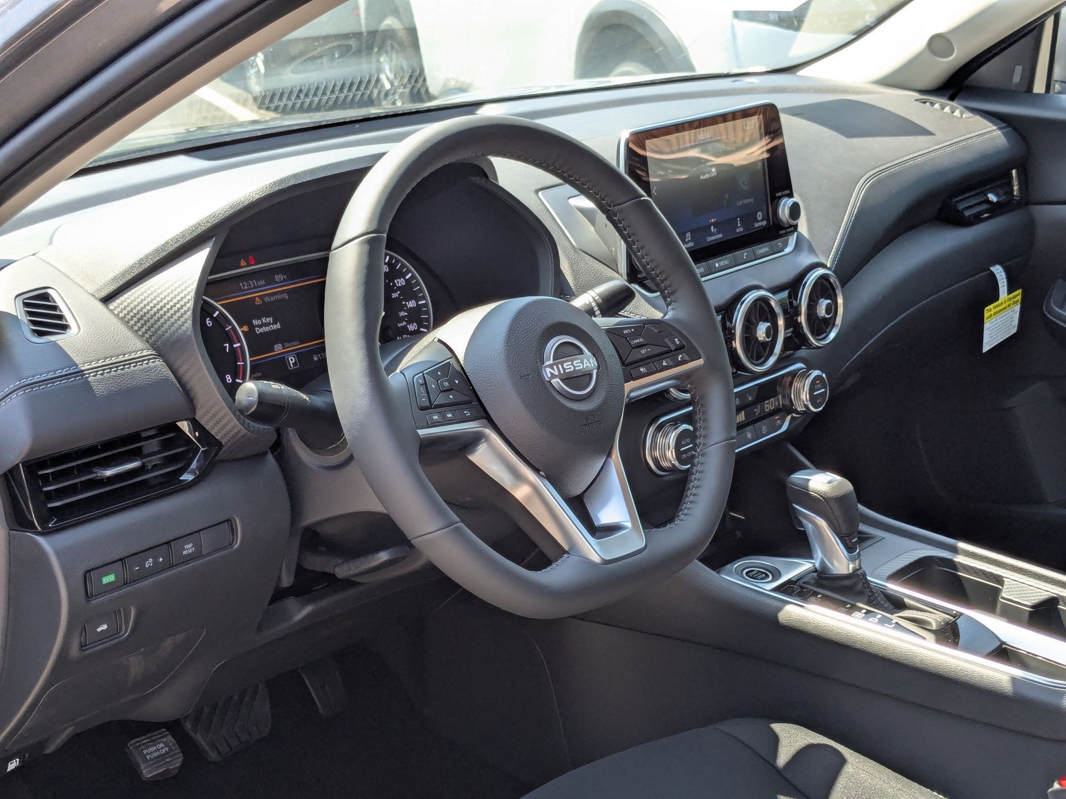 2025 Nissan Sentra SV photo 3