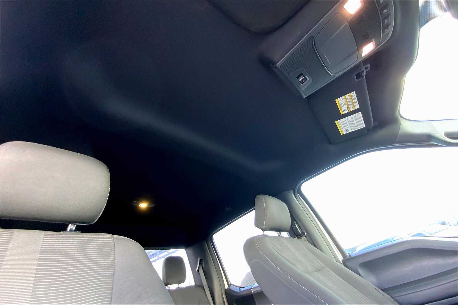2015 Ford F-150 XLT photo 13