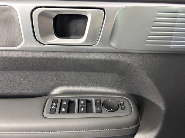 2026 Hyundai Santa Fe SEL photo 23