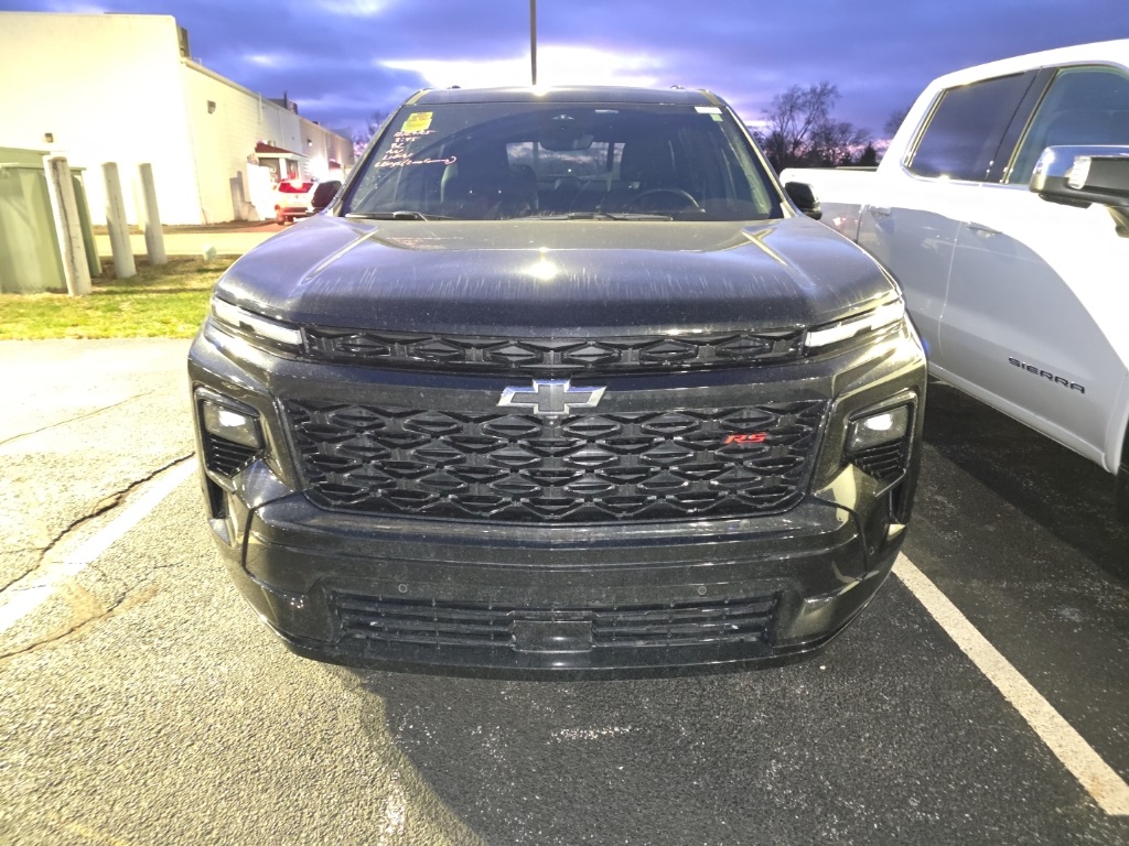 2025 Chevrolet Traverse RS's photo