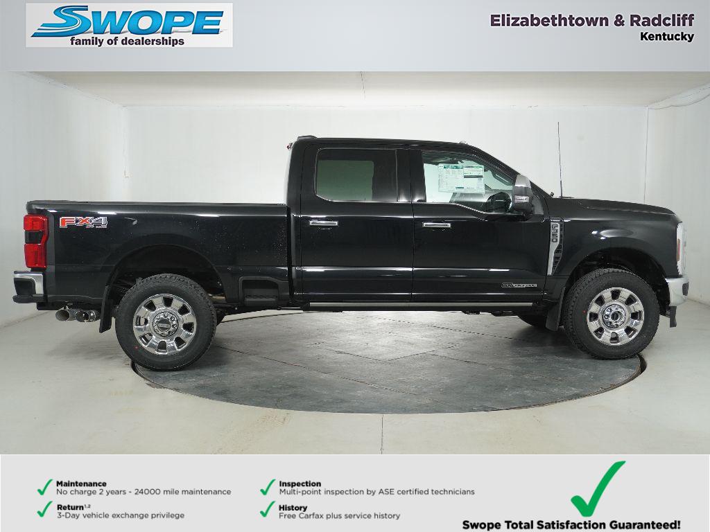 2025 Ford F-350 Lariat photo 2