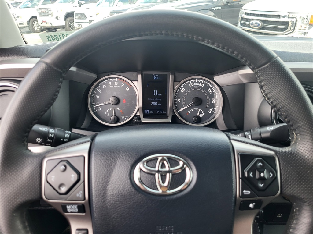 2017 Toyota Tacoma SR5 photo 10