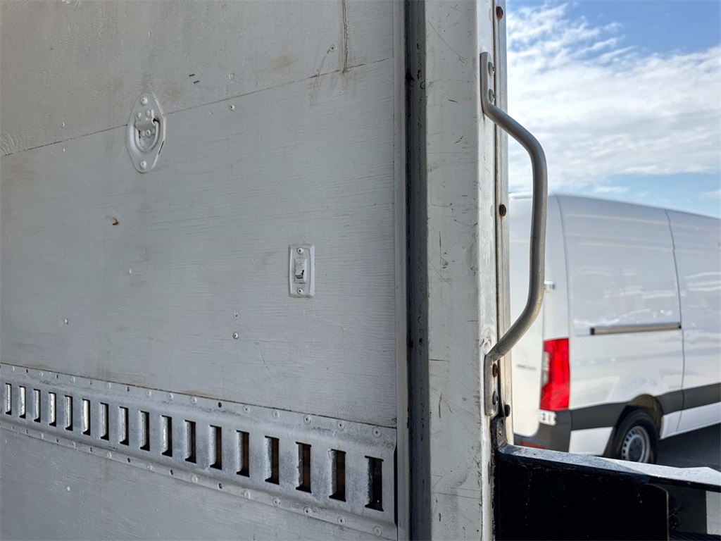 2013 Chevrolet Express 3500 Work Van photo 7