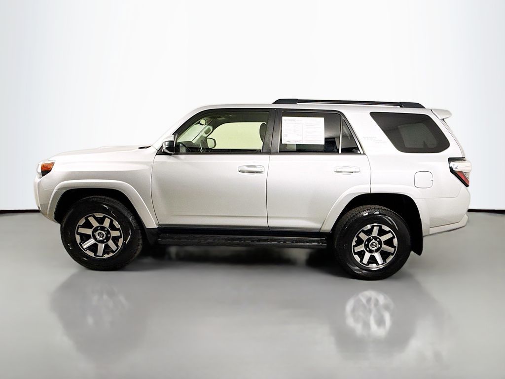 2024 Toyota 4Runner TRD 4WD photo 4