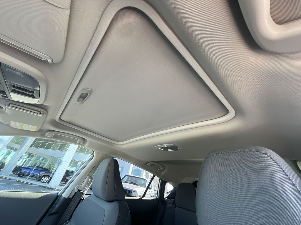 2025 Subaru Crosstrek Premium photo 17