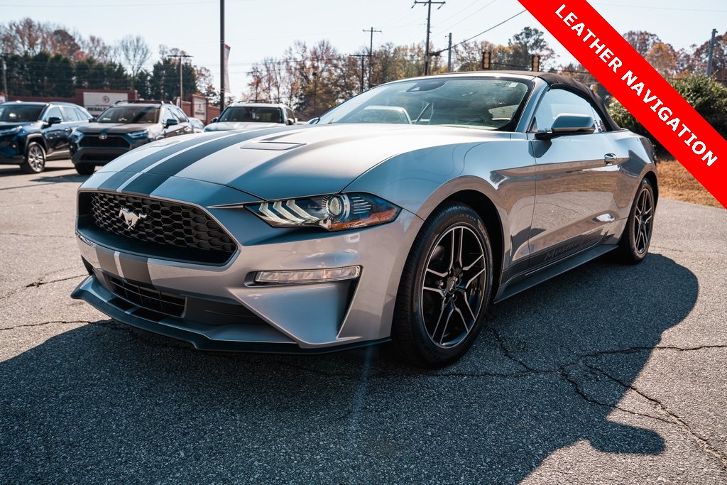 2023 Ford Mustang EcoBoost Premium Convertible photo 4