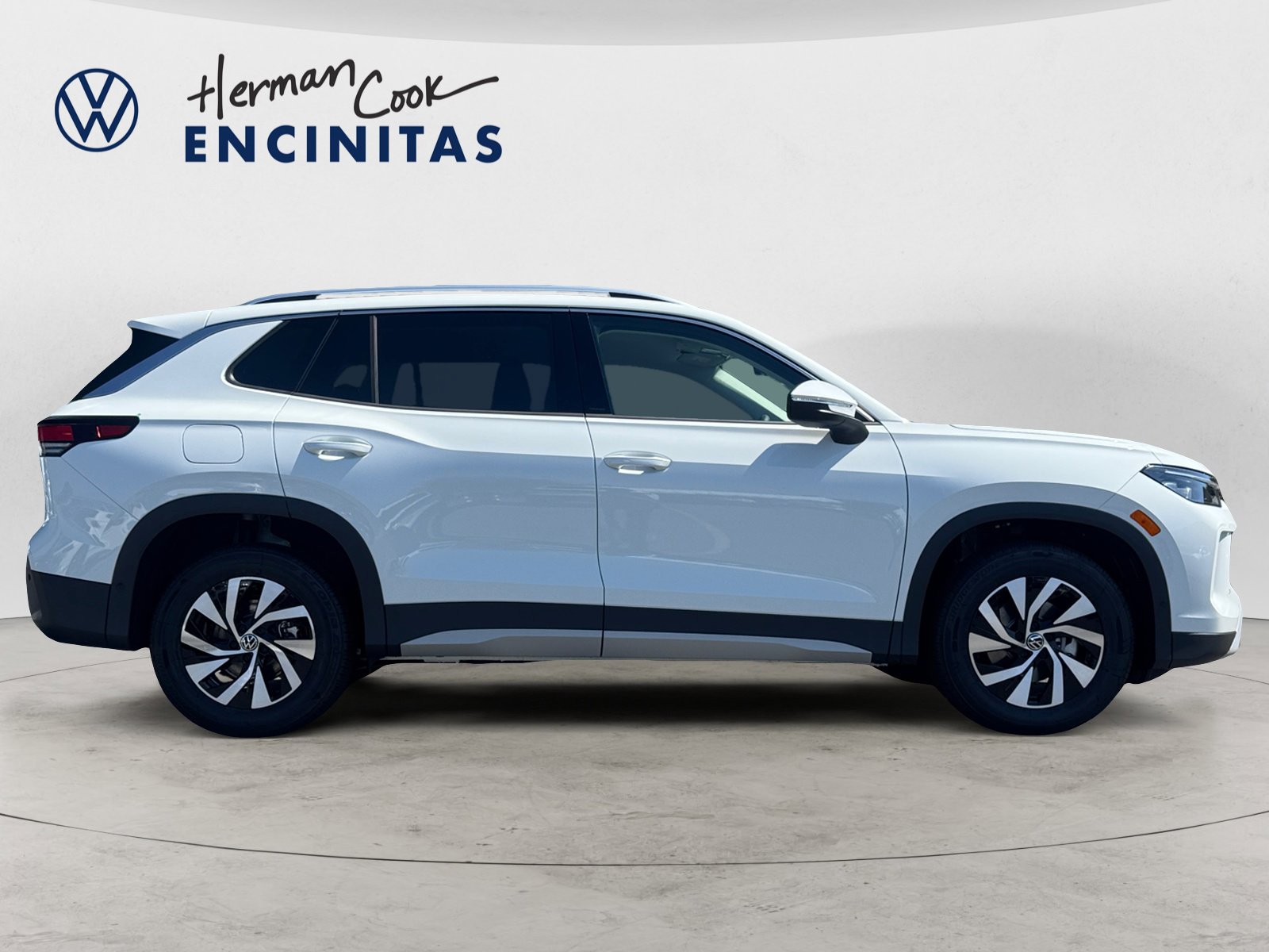 2025 Volkswagen Tiguan S photo 5