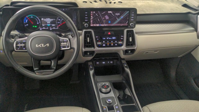 Used 2023 Aurora Black Kia EX image 26