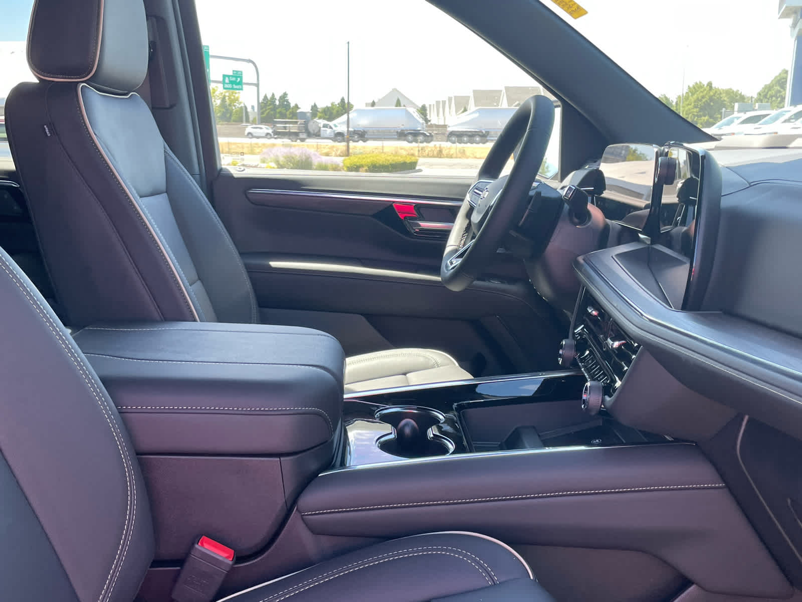 2025 Chevrolet Tahoe Premier photo 36