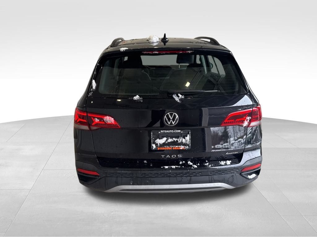 2022 Volkswagen Taos S photo 3