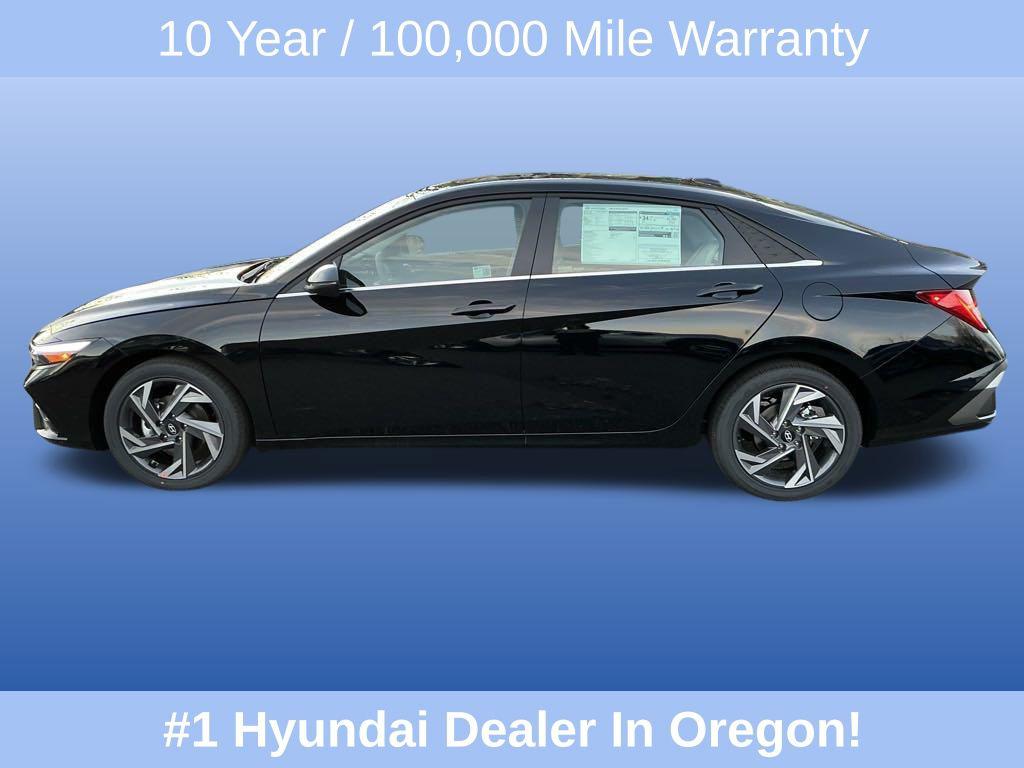 2025 Hyundai Elantra Limited photo 2