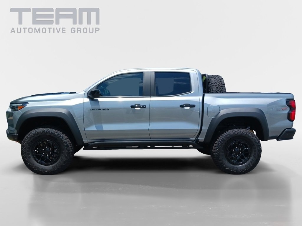 2025 Chevrolet Colorado ZR2 photo 4