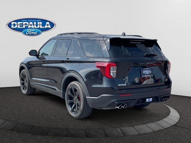 2022 Ford Explorer ST photo 3