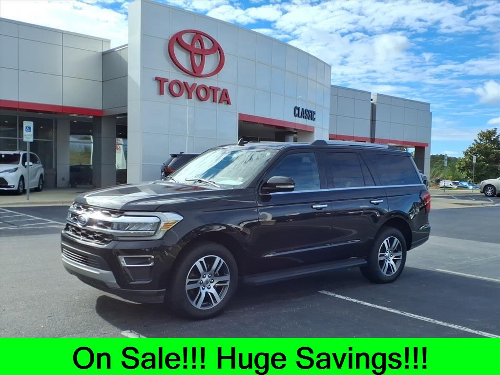 2024 Ford Expedition Limited's photo